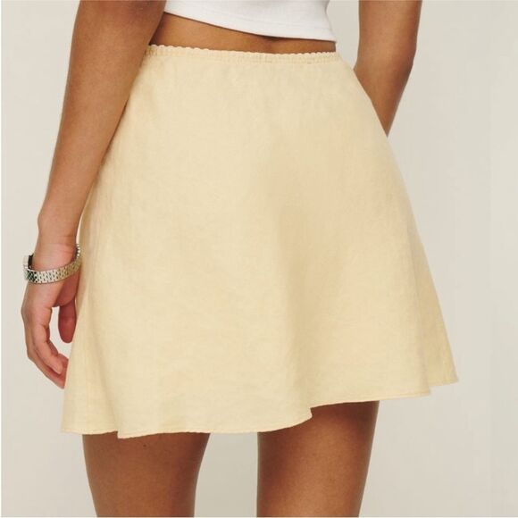 Reformation Brandy Linen Skirt in Parmesan Medium $148 - Picture 4 of 6